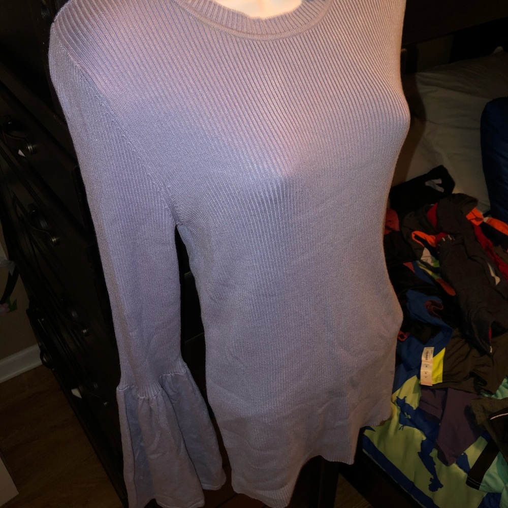 Lilac sweater. Size M. New with tags.